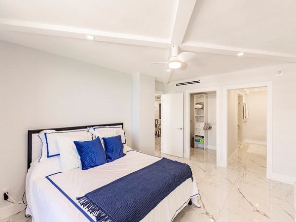 Beachfront Condominium - Unmatched Gulf Views