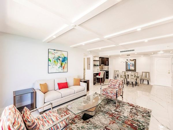 Beachfront Condominium - Unmatched Gulf Views
