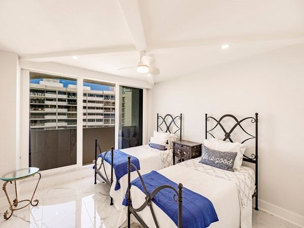 Beachfront Condominium - Unmatched Gulf Views