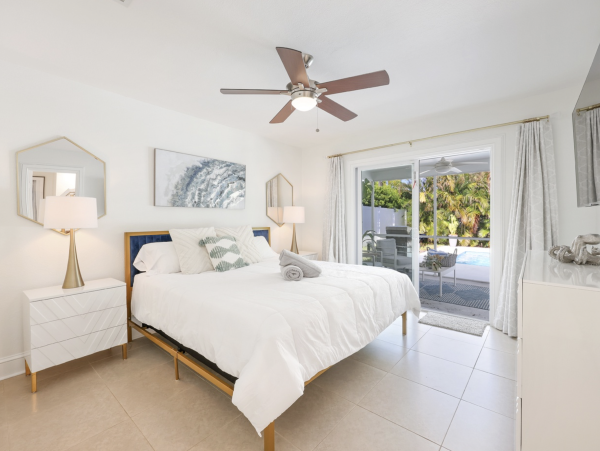 Naples Vacation Pool Home - NEW ARRIVAL!