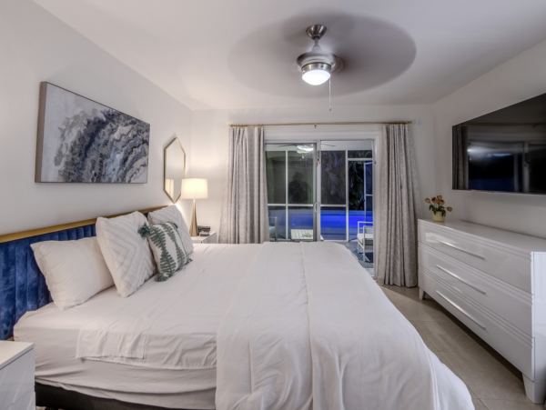 Naples Vacation Pool Home - NEW ARRIVAL!