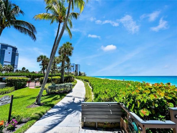 Sweeping Gulf of Mexico Views Naples Luxury Vacation Condo