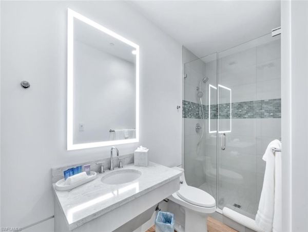 Naples Beachfront Condo Rental - Park Shore Luxury Living