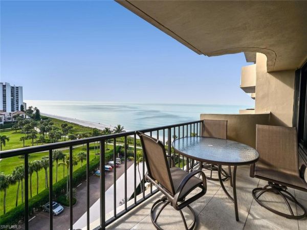 Naples Beachfront Condo Rental - Park Shore Luxury Living