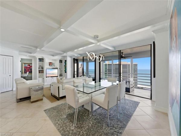 Posh Naples luxury Condo Beach Pool Call Today!