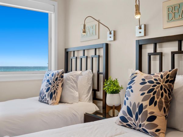 Mission Beach Luxury NEW ARRIVAL Great Rental Home