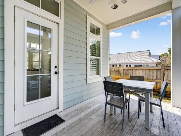 Luxury Seagrove Beach Retreat - 4-Bedroom Coastal Getaway