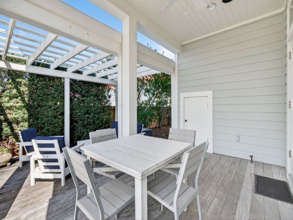 Luxury Seagrove Beach Retreat - 4-Bedroom Coastal Getaway