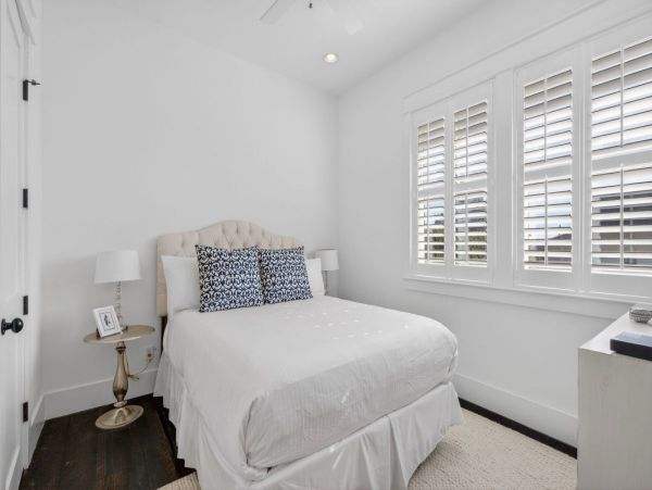 Luxury Seagrove Beach Retreat - 4-Bedroom Coastal Getaway