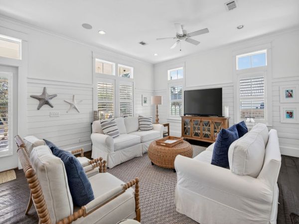 Luxury Seagrove Beach Retreat - 4-Bedroom Coastal Getaway