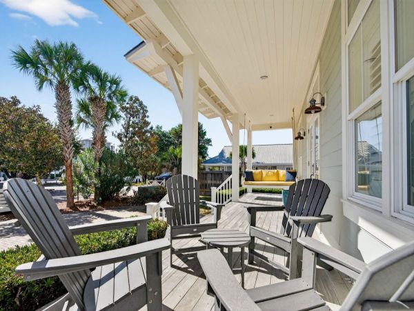 Luxury Seagrove Beach Retreat - 4-Bedroom Coastal Getaway