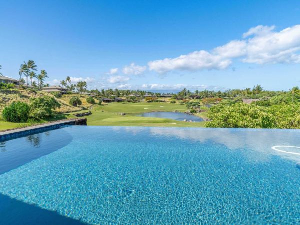 Big Island Luxury Vacation Rental - Five Bedroom Vacation Home