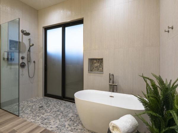 Big Island Luxury Vacation Rental - Five Bedroom Vacation Home