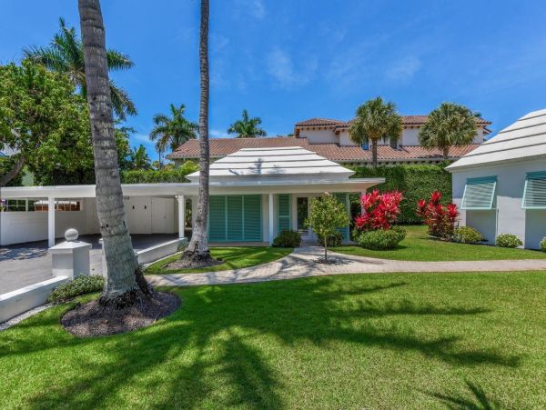 Naples Waterfront Vacation Rental - Luxury Naples Bay Cottage