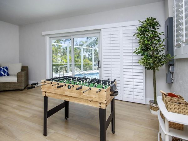 Sanibel Island Beachfront Vacation Rental - Luxury Gulf Coast Cottage