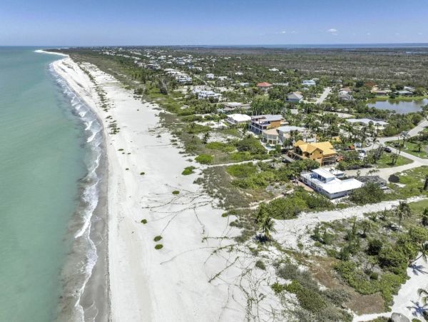 Sanibel Island Beachfront Vacation Rental - Luxury Gulf Coast Cottage