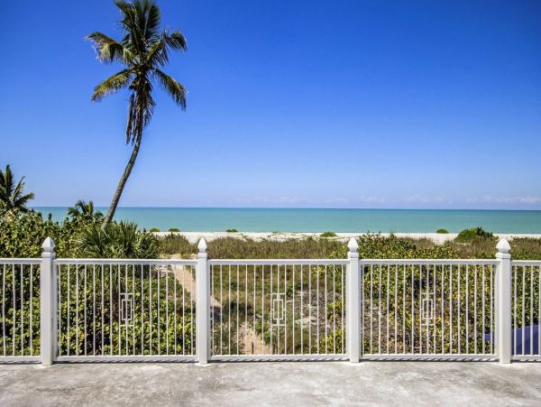 Sanibel Island Beachfront Vacation Rental - Luxury Gulf Coast Cottage