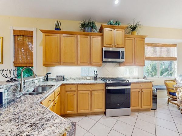 Family & Dog Friendly Bradenton Vacation Rental - Golf Community Home with Pool & Tennis