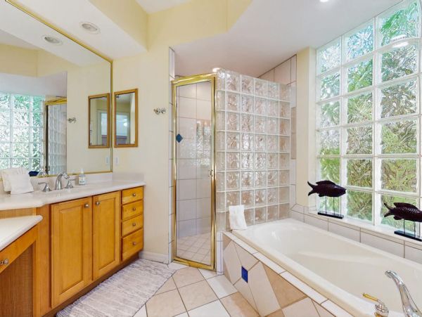 Family & Dog Friendly Bradenton Vacation Rental - Golf Community Home with Pool & Tennis