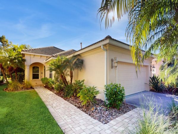 Family & Dog Friendly Bradenton Vacation Rental - Golf Community Home with Pool & Tennis