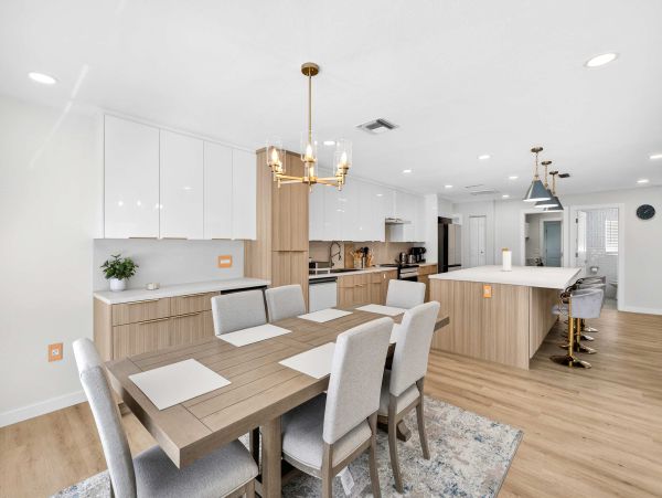 Siesta Key Vacation Rental - Family & Dog Friendly Home Near the Beach