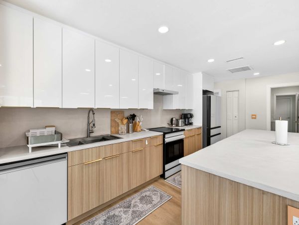 Siesta Key Vacation Rental - Family & Dog Friendly Home Near the Beach