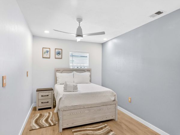 Siesta Key Vacation Rental - Family & Dog Friendly Home Near the Beach
