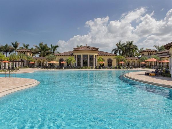 Experience Luxury Living in Venice, Fl - Your Dream Getaway Awaits