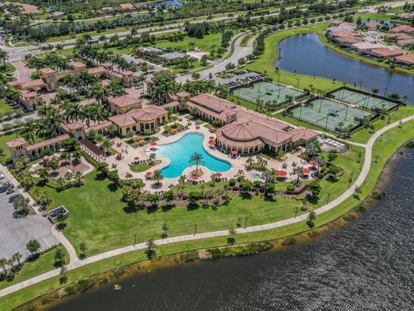 Experience Luxury Living in Venice, Fl - Your Dream Getaway Awaits