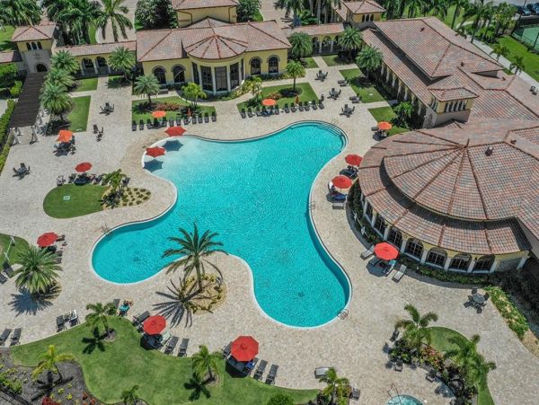 Experience Luxury Living in Venice, Fl - Your Dream Getaway Awaits