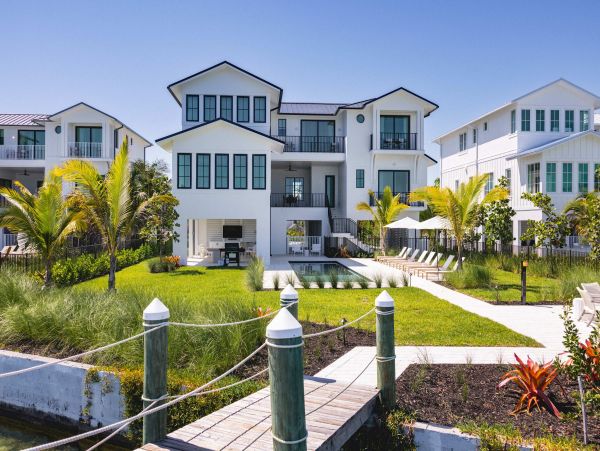 Luxury Waterfront Vacation Rentals in Key West - Eight Bedroom Vacation Home