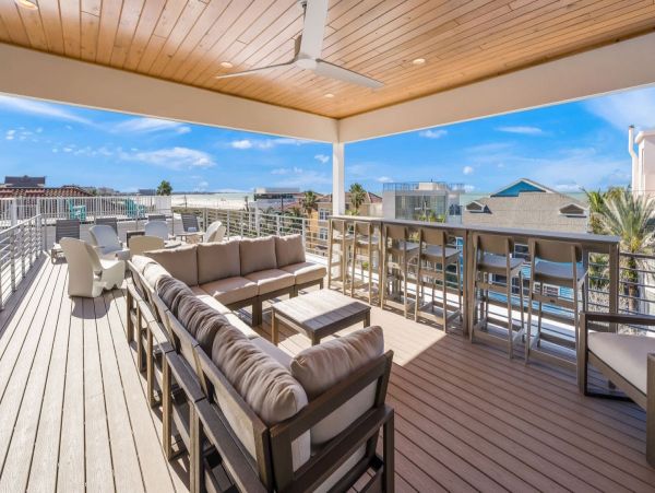 Siesta Key Luxury Vacation Rentals - Spacious Beachfront Homes