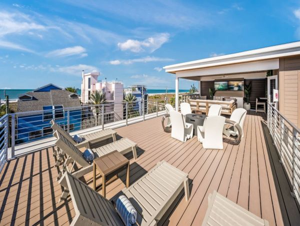 Siesta Key Luxury Vacation Rentals - Spacious Beachfront Homes