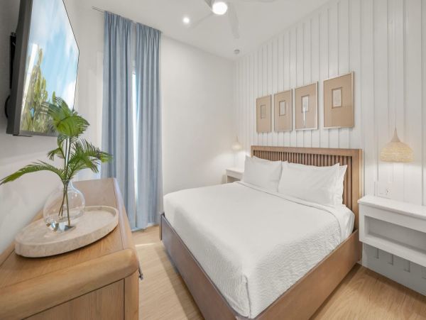 Siesta Key Luxury Vacation Rentals - Spacious Beachfront Homes