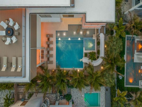 Siesta Key Luxury Vacation Rentals - Spacious Beachfront Homes