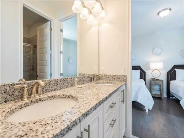 Orlando Vacation Home Private pool Golf Course Views Home Theater 13-Bedrooms
