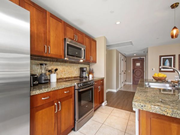 Maui Vacation Rental Villas - Luxury Kaanapali Beach Retreat