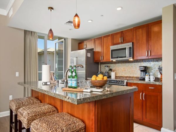 Maui Vacation Rental Villas - Luxury Kaanapali Beach Retreat
