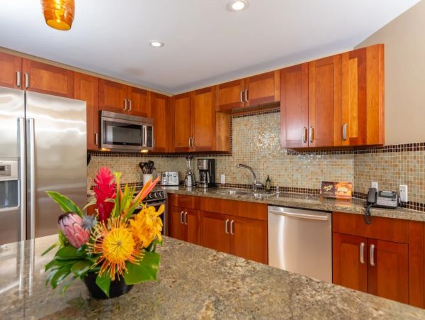Maui Vacation Rental Villas - Luxury Kaanapali Beach Retreat