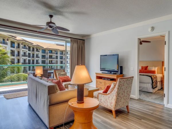 Maui Vacation Rental Villas - Luxury Kaanapali Beach Retreat