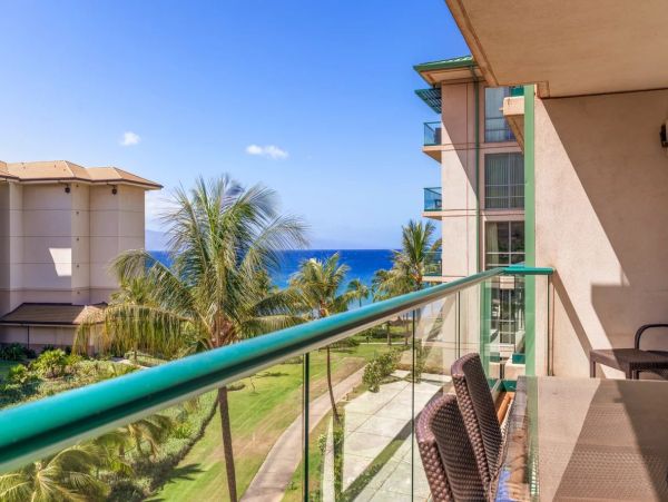 Maui Vacation Rental Villas - Luxury Kaanapali Beach Retreat