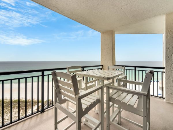 Gulf-Front Condo Getaway in Navarre Beach - Your Escape Today!