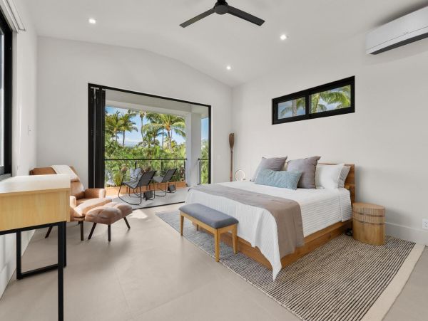 Luxury Big Island Vacation Rental -New Arrival Four Bedrooms & Den & Golf Cart Included
