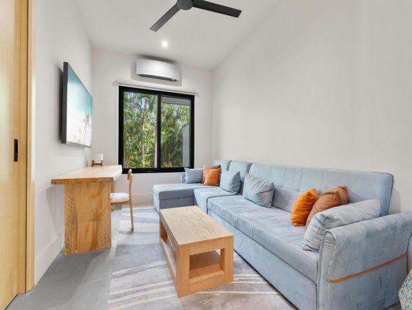 Luxury Big Island Vacation Rental -New Arrival Four Bedrooms & Den & Golf Cart Included