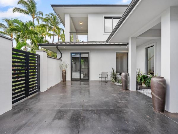 Luxury Big Island Vacation Rental -New Arrival Four Bedrooms & Den & Golf Cart Included