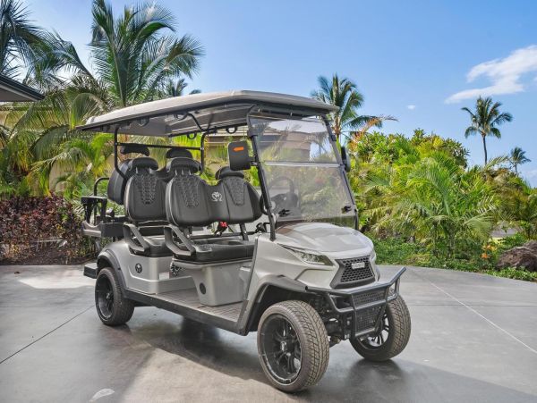 Luxury Big Island Vacation Rental -New Arrival Four Bedrooms & Den & Golf Cart Included