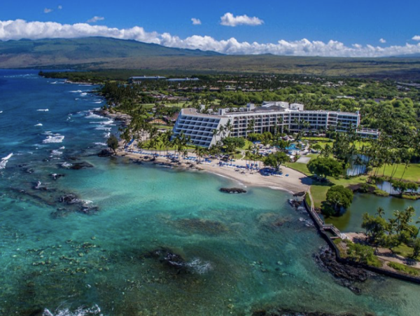 Luxury Big Island Vacation Rental -New Arrival Four Bedrooms & Den & Golf Cart Included