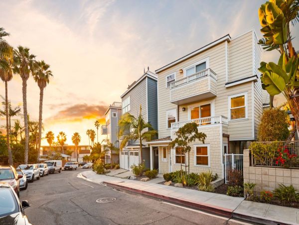 La Jolla Luxury Vacation Rental - Windansea Beach Accommodations- NEW ARRIVAL!
