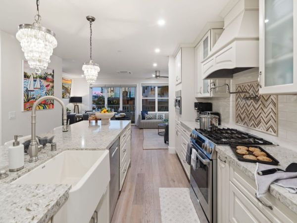 La Jolla Luxury Vacation Rental - Windansea Beach Accommodations- NEW ARRIVAL!
