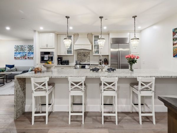 La Jolla Luxury Vacation Rental - Windansea Beach Accommodations- NEW ARRIVAL!